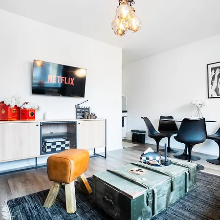 Designstudio - Zentral - 4 Personen - Cosy Вісбаден